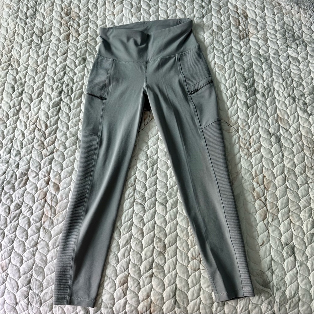 Old Navy Active Charcoal Leggings